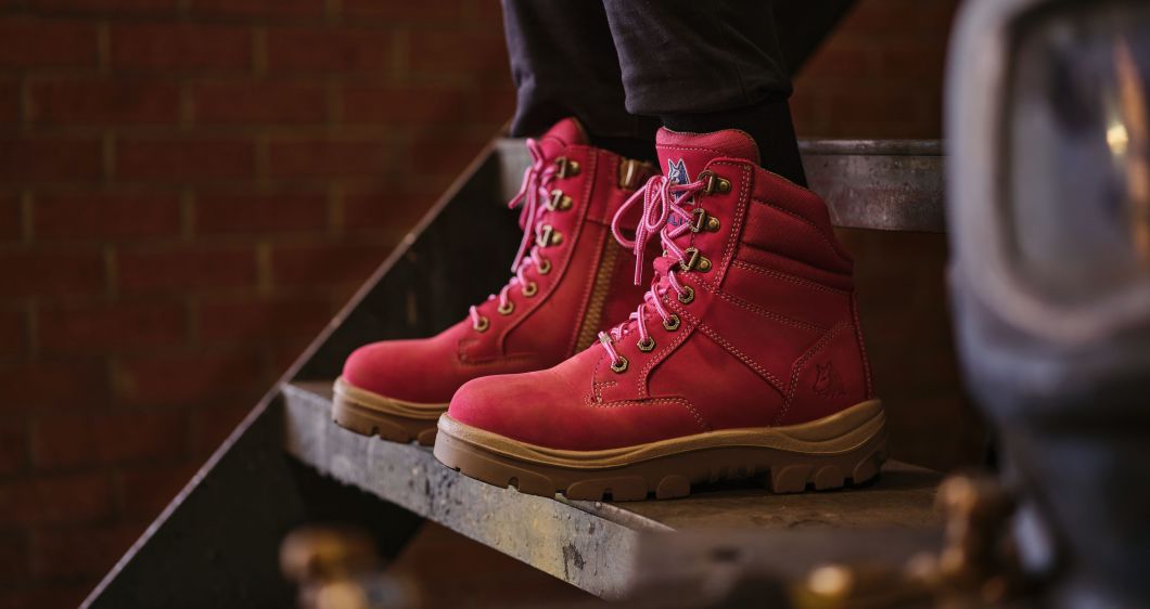 Southern Cross Zip Ladies Pink Portrait