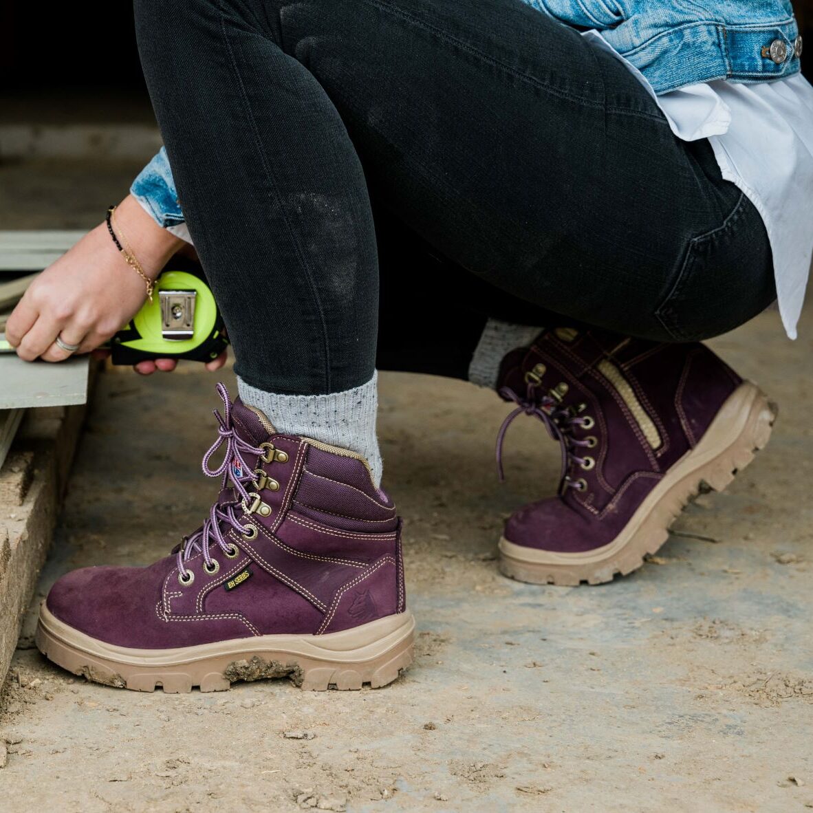 purple boots – lady crouching
