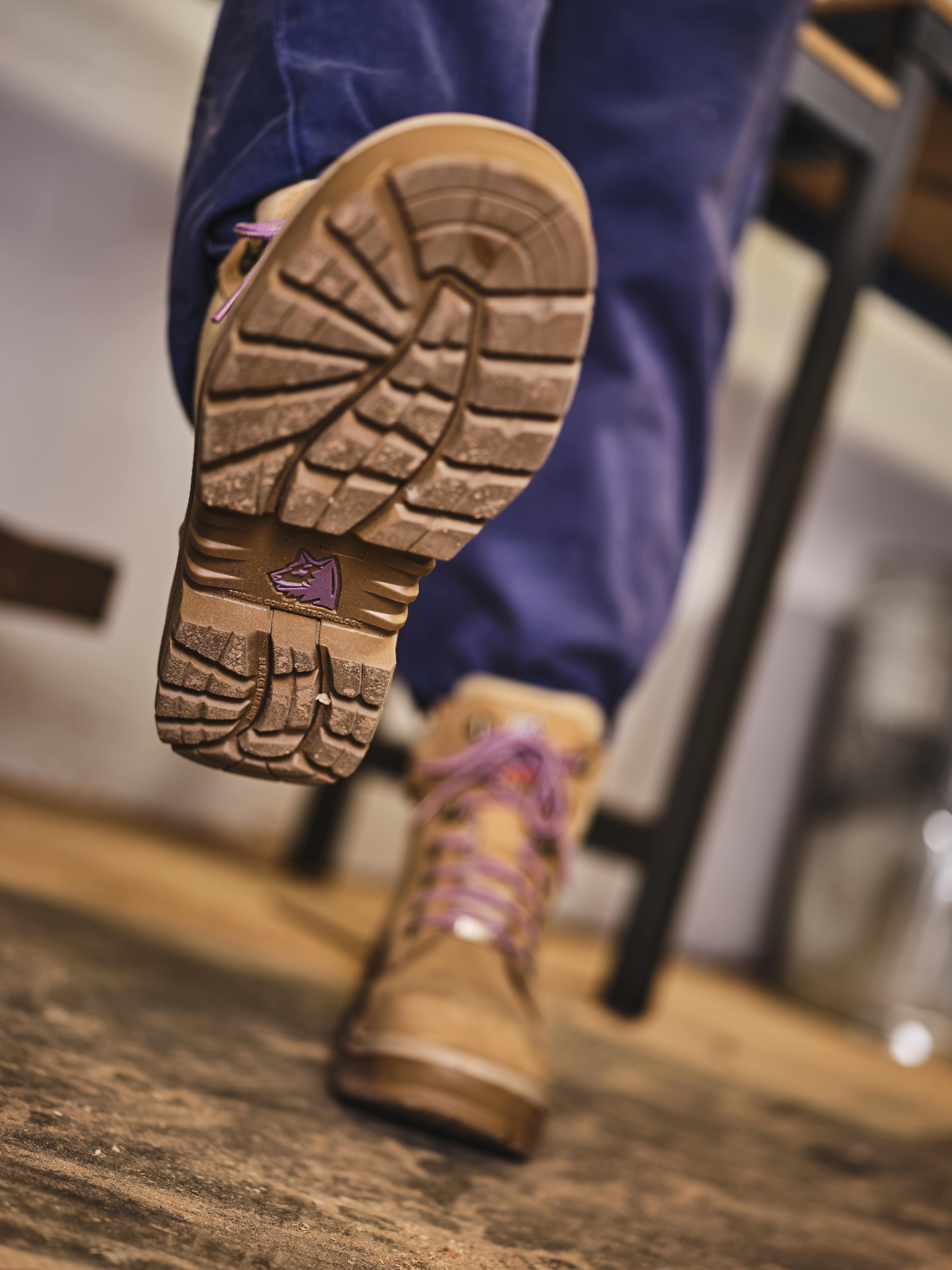 sand work boots