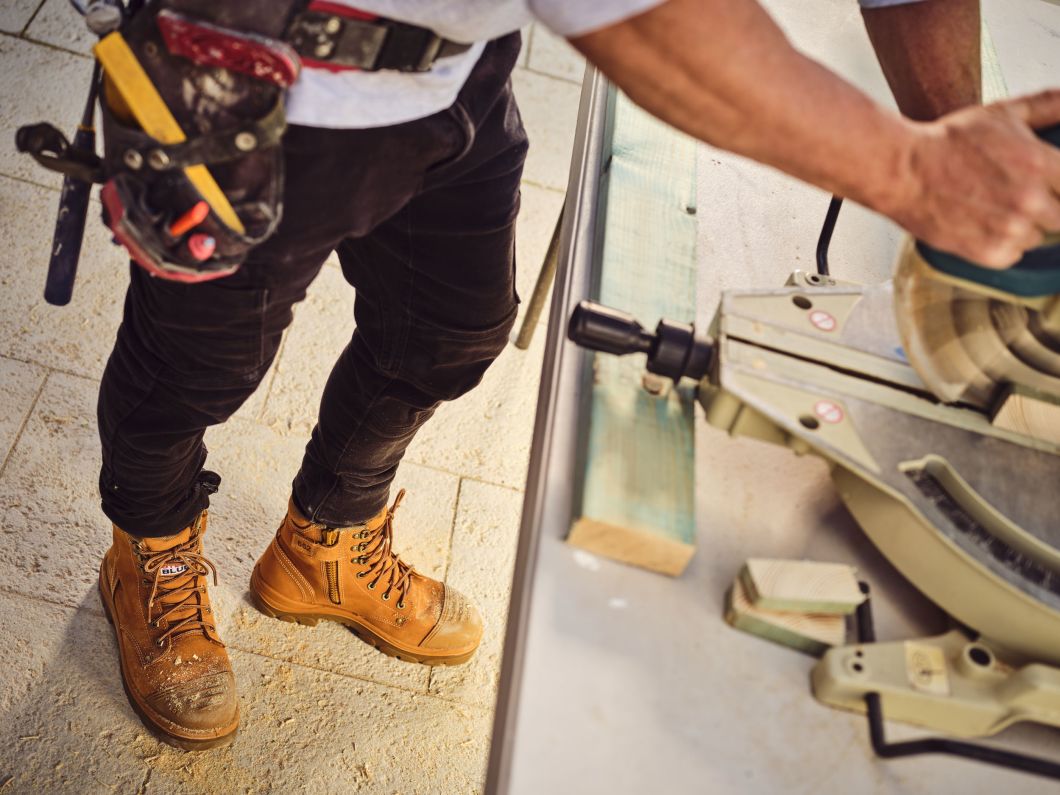 Steel Blue Work Boots  Model Number J1P1512